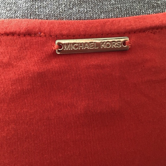 Michael Kors Cold Shoulder Short Sleeve Blouse Sunset Orange and Gold Collar - Picture 5 of 8